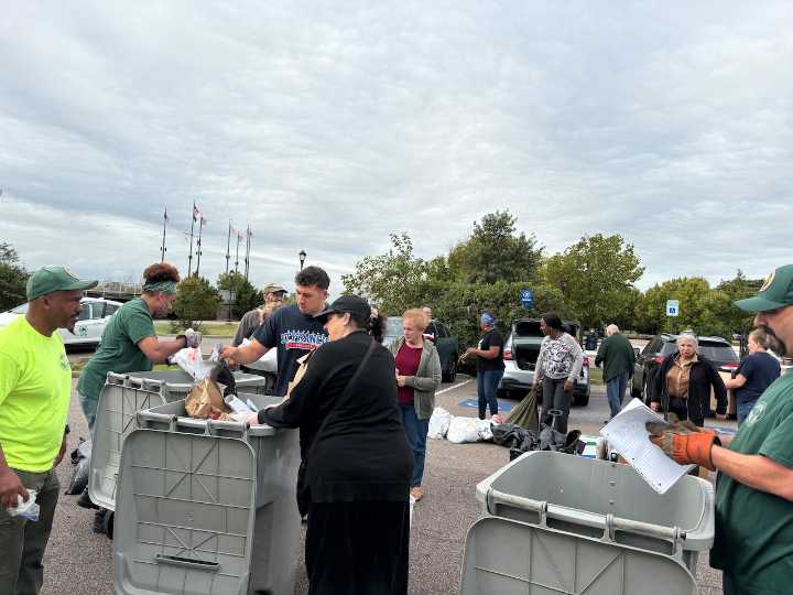 Staten Island officials hold free shredding event to protect residents from scams