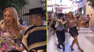 ¡Tiki tiki ti! Karen Doggenweiler saca aplausos con pie de cueca junto a grupo folclórico