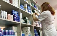 Almacenes y farmacias, los sectores más afectados por caída de consumo