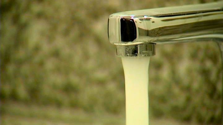 Tarifa por sobreconsumo de agua: ¿Cuánta agua tiene que gastar un hogar para que suban las cuentas?
