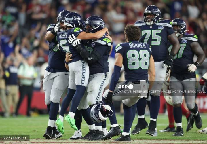 Los Seahawks resisten ante Cardinals con un gol de campo