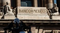 Banxico alerta que la debilidad económica podría persistir por tensiones con Estados Unidos