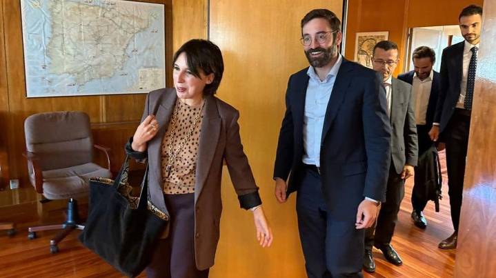 El Gobierno atiende a la Xunta: creará cien nuevos accesos a la red eléctrica en Galicia y mejorará 30 subestaciones
