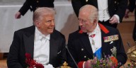 Trump aborda con Starmer consensos sobre Israel y Rusia mientras resalta el rol del rey Carlos III como su aliado europeo