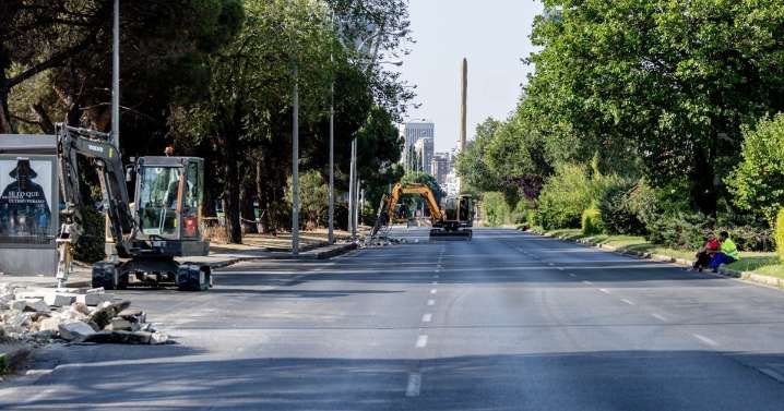 Vecinos de la colonia de San Cristóbal en Madrid piden que las obras de Castellana no se realicen por la noche por el ruido