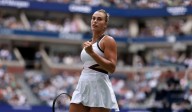 Sabalenka avanza a semifinales sin jugar por retiro de Vondrousova