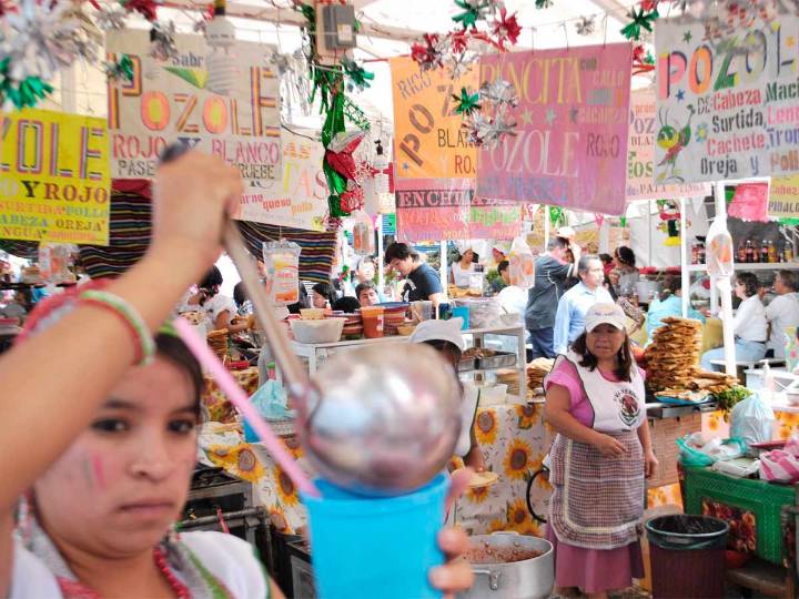Prohibido 'guardar hambre'; IMSS hace recomendaciones nutritivas para fiestas patrias