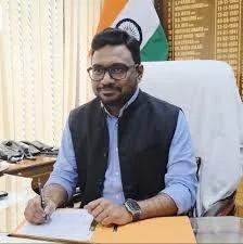 DC Kupwara reviews key infrastructure works in Lolab