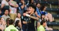 Kenji Cabrera se estrena con GOLAZO con el Vancouver Whitecaps en la MLS | VIDEO Kenji Cabrera anotó su primer tanto con Vancouver Whitecaps en la MLS.