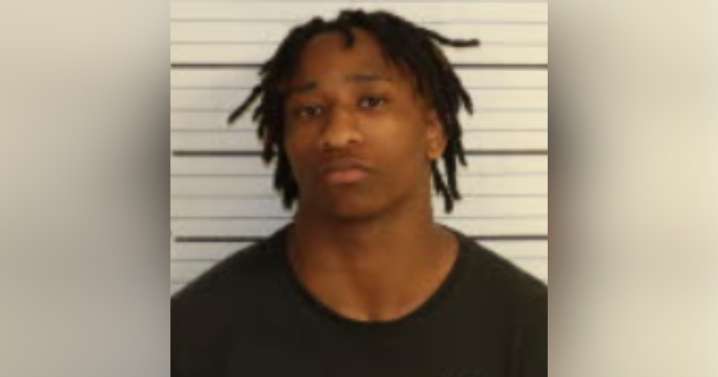 18-year-old accused of committing string of robberies within an hour, court records show