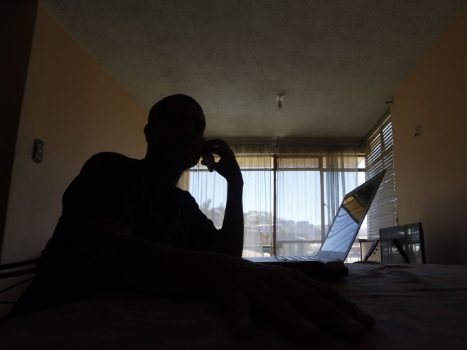 Estudio revela que el 60% de los trabajadores duerme menos de lo recomendado debido al estrés