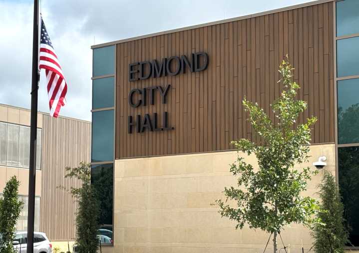 Edmond city manager search winds down