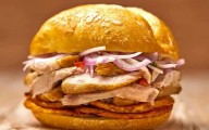 Repartirán 5 mil panes con chicharrón GRATIS: ¿Cuándo, hora y dónde será?