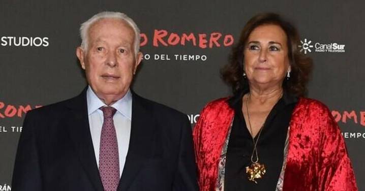 Carmen Tello: "Curro está estable y bien atendido" tras su reciente ingreso hospitalario