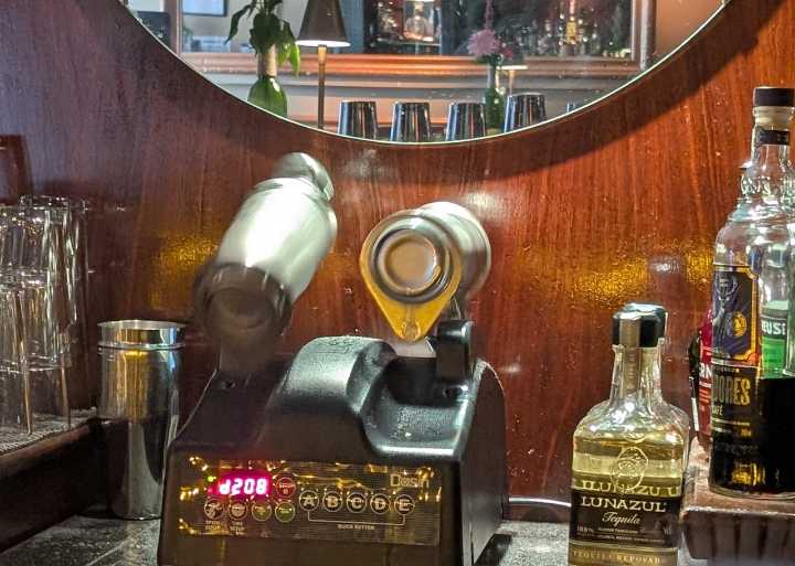 Happy Hour Project: Velvet Tango Room elevates the imbibing experience (photos)