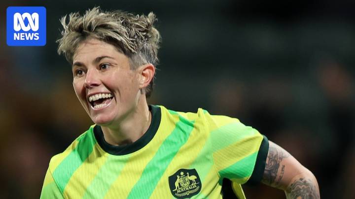 Matildas strike force could benefit from having both Sam Kerr and Michelle Heyman firing fit up front