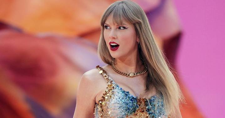 Kernersville botanical garden hosts Taylor Swift karaoke