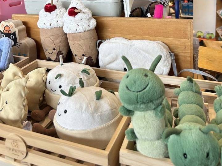 Britain confronts rash of robberies of Jellycats, a posh plush toy