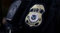 ¿Es buen negocio detener y no deportar a inmigrantes en EE.UU.? Esto dice un activista