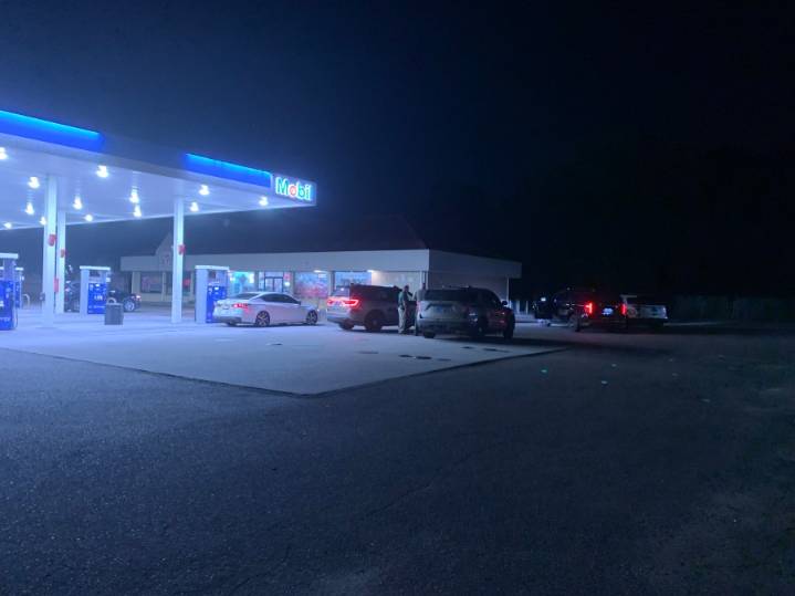 One person shot early Sunday morning at Theodore gas station