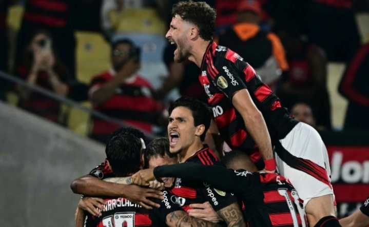 Flamengo y Liga de Quito caminan hacia las semifinales de la Libertadores