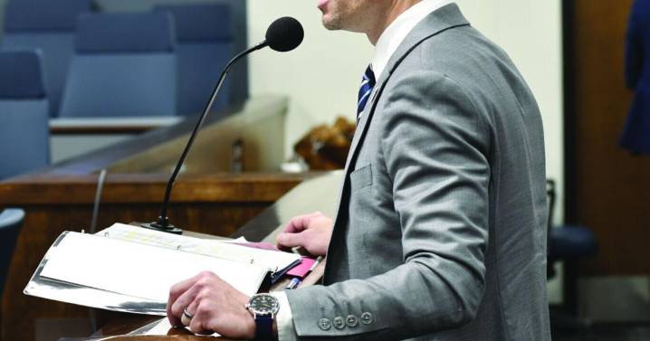 State prisons chief defends performance