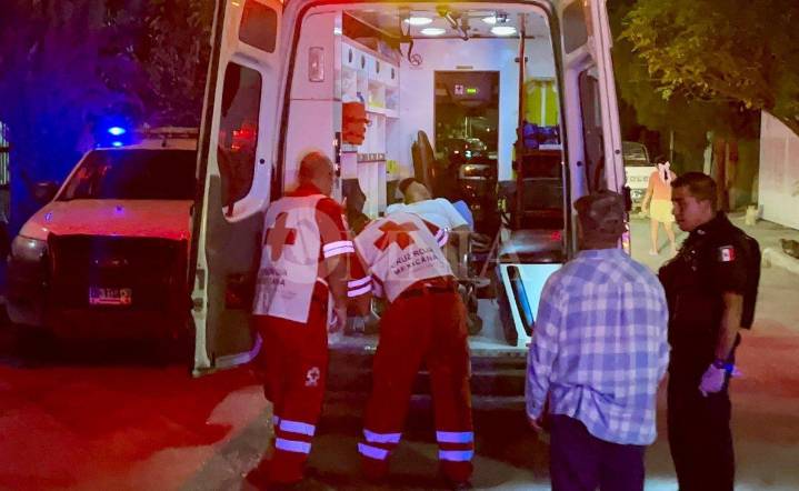 Hombre con grave infección es hallado en silla de ruedas; presentaba larvas en sus extremidades