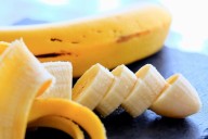 Mito o verdad. Un experto reveló si es real que la banana ayuda a prevenir los calambres