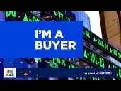 Trade Tracker: Stephanie Link buys Capital One