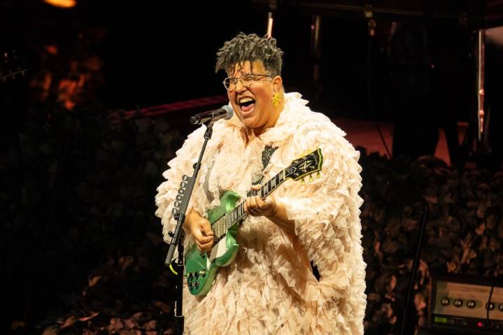 Alabama Shakes make up for lost time at Meadow Brook Amphitheatre