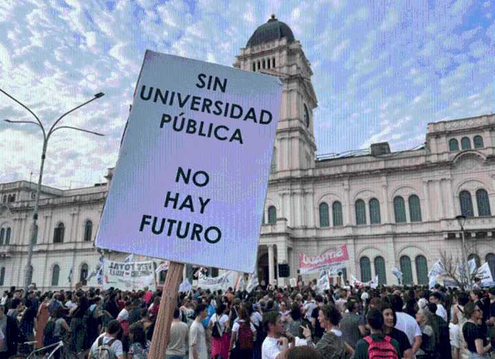 Multitudinaria movilización en Entre Ríos se manifestó a favor de la educación pública