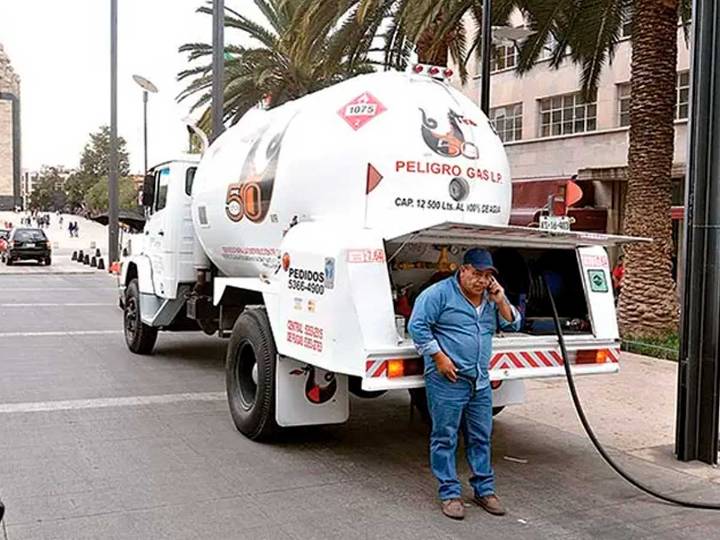 Cómo denunciar irregularidades de una pipa de gas LP