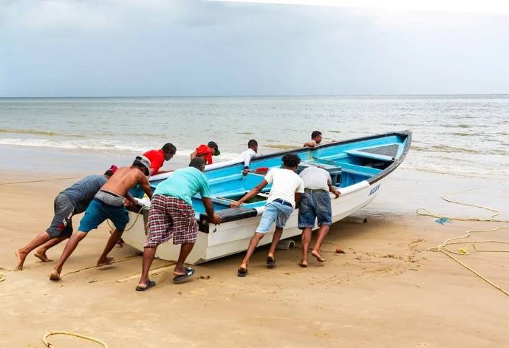 Los pescadores de Trinidad y Tobago, atrapados en las tensiones entre EE.UU. y Venezuela