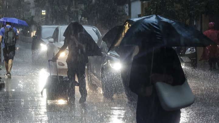 Catalunya arranca el curso en alerta por las lluvias a lo largo de todo el lunes