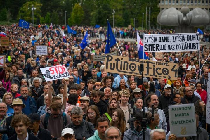 Slovaks hold nationwide protests against economic policies of populist PM Robert Fico
