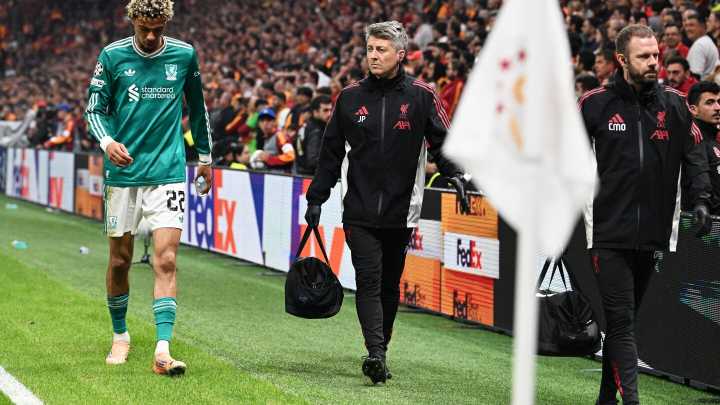 Hugo Ekitike injury news — Liverpool striker suffers leg injury in Champions League