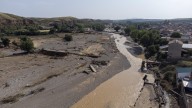 Fuertes tormentas en Aragón con daños en carreteras, campos y hasta un teatro