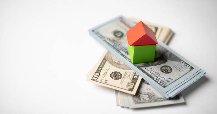 What are the monthly payments on a $400,000 mortgage after the Fed's rate cut?