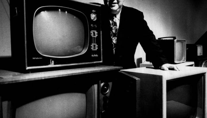 Broadcast giant, 'Beyond the Beltway' host Bruce DuMont dead at 81
