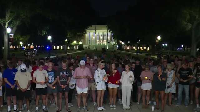 UA students honor Charlie Kirk, call for unity after activist’s assassination