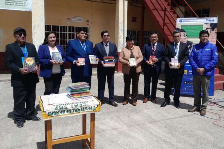 Distinguen a profesor de Tarmatambo como Mejor Maestro Lector del mes