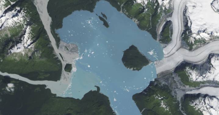 Retreating glacier reveals new island in Alaska