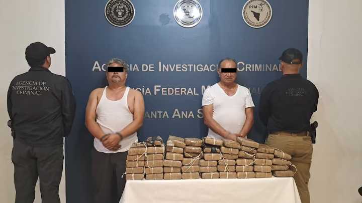 Descubren compartimento secreto con heroína y fentanilo en camión de pasajeros en Sonora; hay dos detenidos