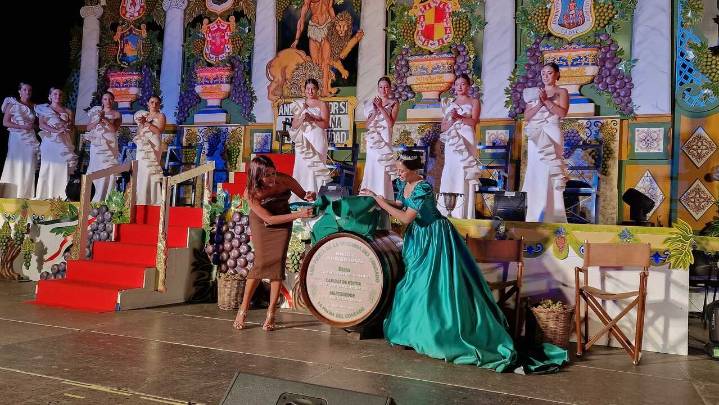 La Palma del Condado celebra de nuevo el tradicional ritual del Nacimiento del Vino