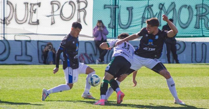 Federal A: Deportivo Rincón cayó ante Villa Mitre y se complicó en la Zona Campeonato