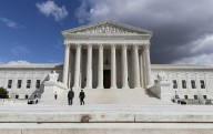 Corte Suprema mantiene congelación de ayuda exterior deseada por Trump