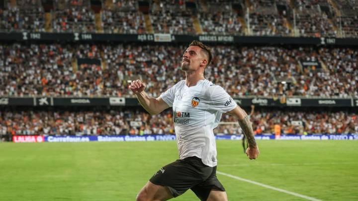 Agirrezabala y Santamaría levantan al Valencia CF