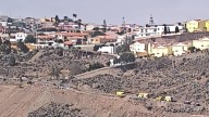 Muere un operario al caer con su excavadora en las obras de la GC