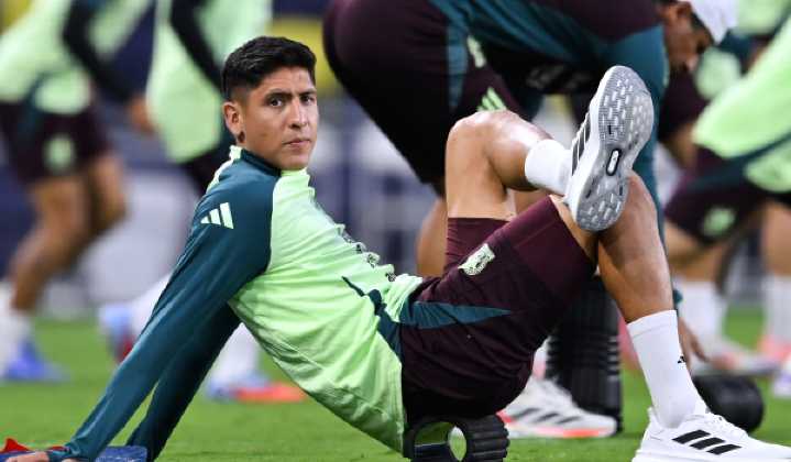 “Yo sabía los riesgos que había”: Edson Álvarez sobre cese de José Mourinho a su llegada al Fenerbahçe