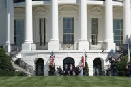 Trump se dice listo para desplegar más tropas estadounidenses en Polonia